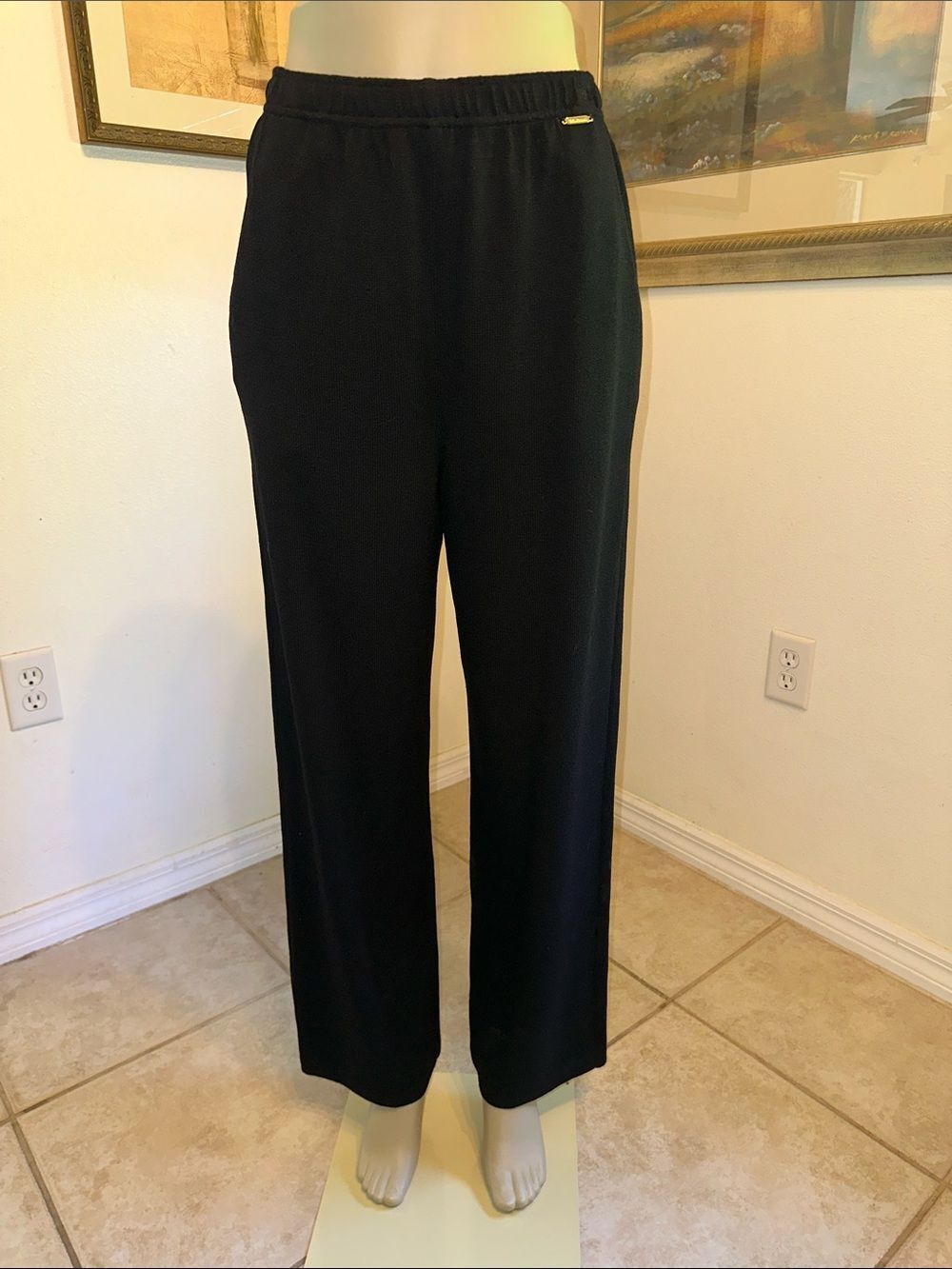 St. John Sport Black Santana Knit Drawstring Straight Leg Pants w/Gold Emblem SM